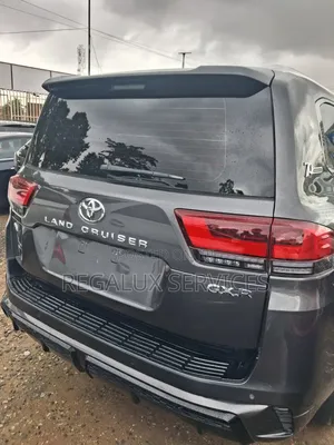 Toyota Land Cruiser 2021 Gray