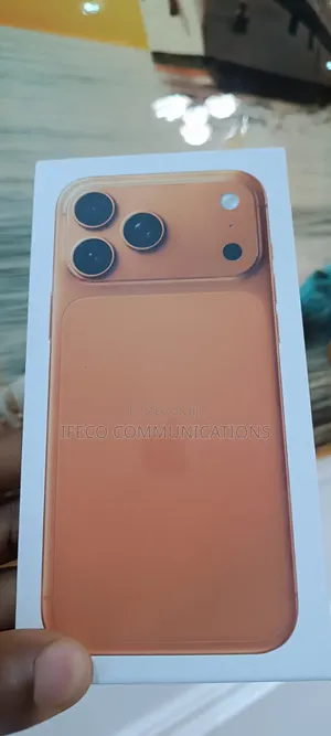 New Apple iPhone 17 Pro Max 256 GB Orange