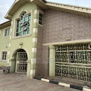 7bdrm House in Ibadan for sale