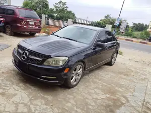 Mercedes-Benz C300 2010 Black