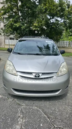 Toyota Sienna 2006 Gray