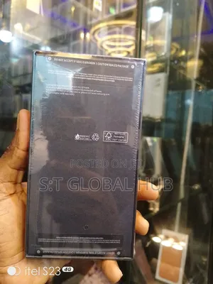 New Samsung Galaxy S24 256 GB