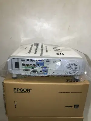 Epson EB-535W: Big-Screen Impact From a Short Throw Distance