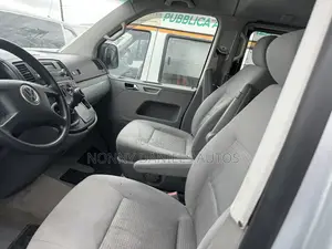 Volkswagen Transporter 2015 Silver