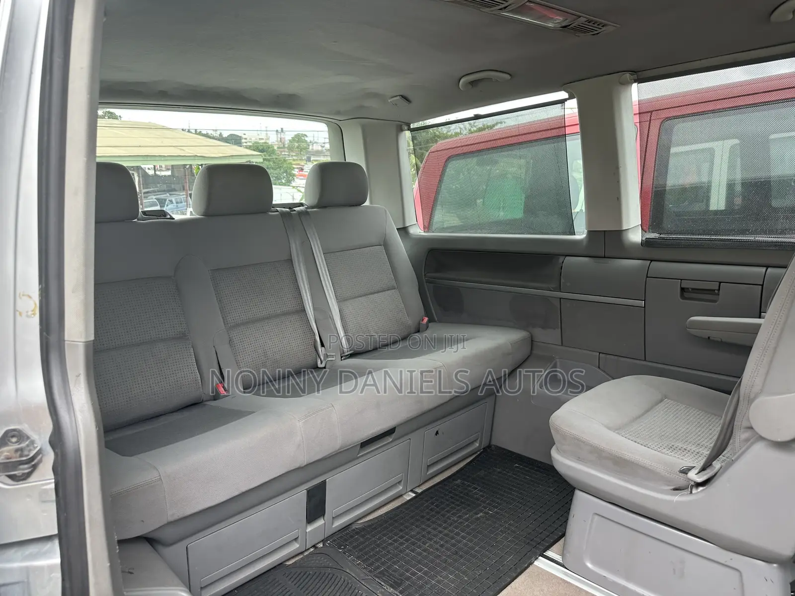 Volkswagen Transporter 2015 Silver