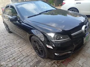 Mercedes-Benz C350 2008 Black