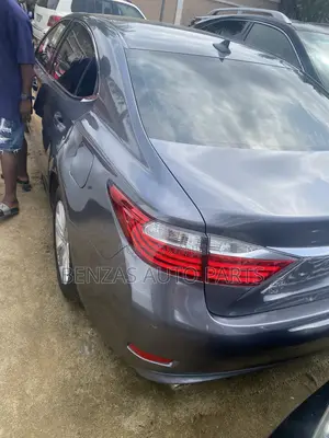 Lexus ES 2014 Gray