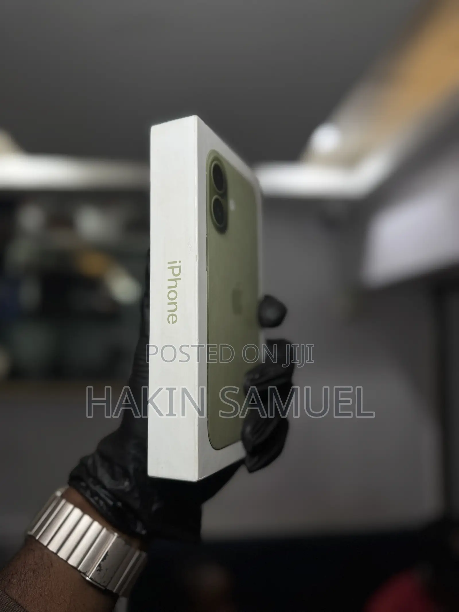 New Apple iPhone 17 256 GB Green