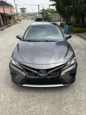Toyota Camry XSE V6 FWD (3.5L 6cyl 8AM) 2018 Gray