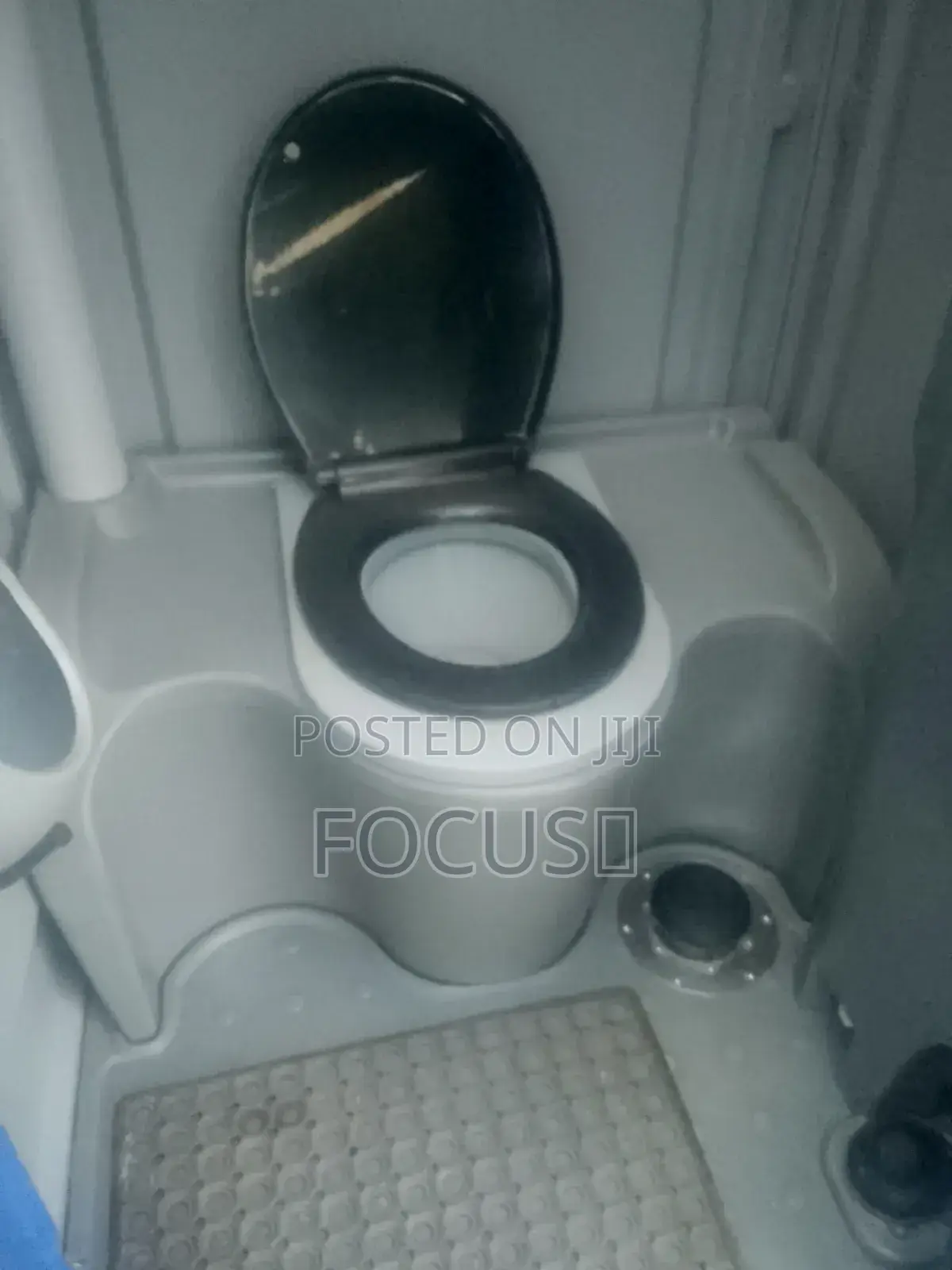 Focus Mobile Toilet