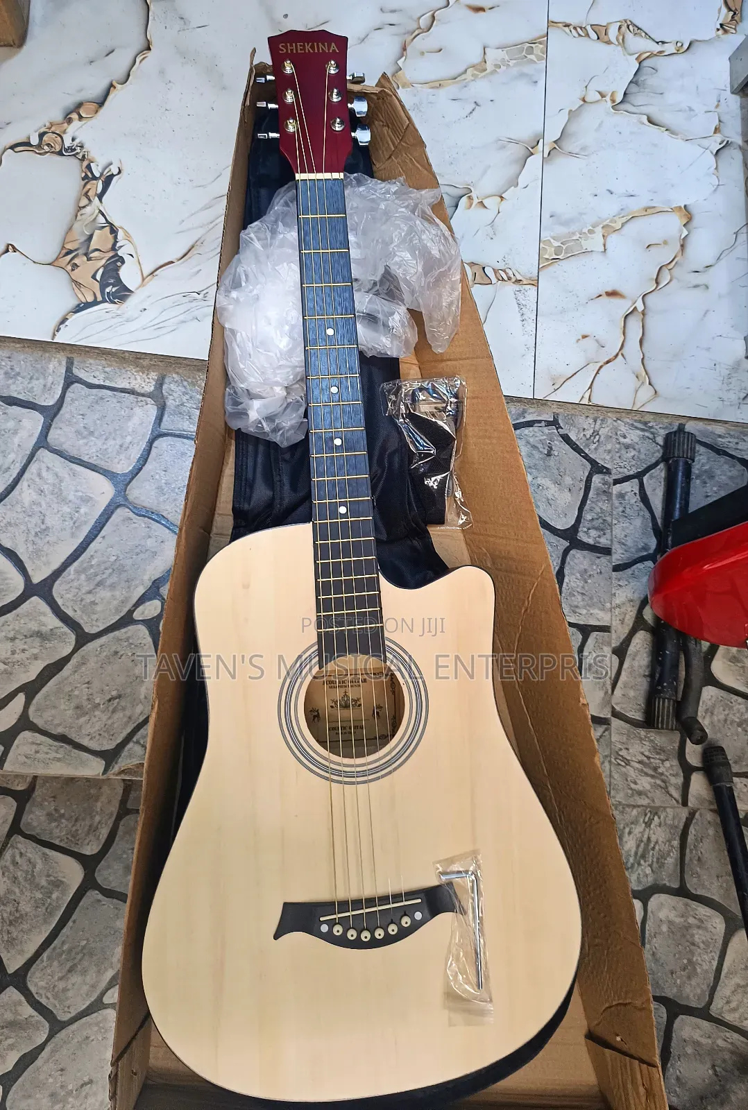 Shekina 3/4 Acoustic Guitar