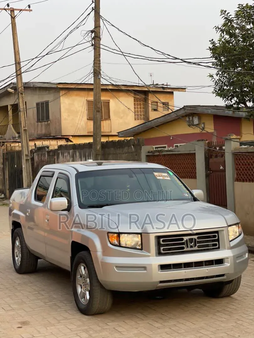 Honda Ridgeline 2008 Silver
