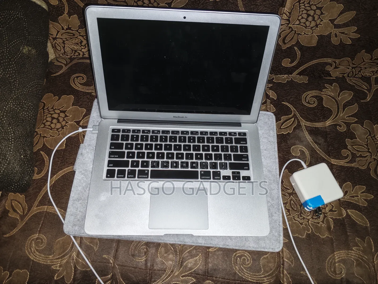 Laptop Apple MacBook 4GB Intel Core i5 SSD 128GB