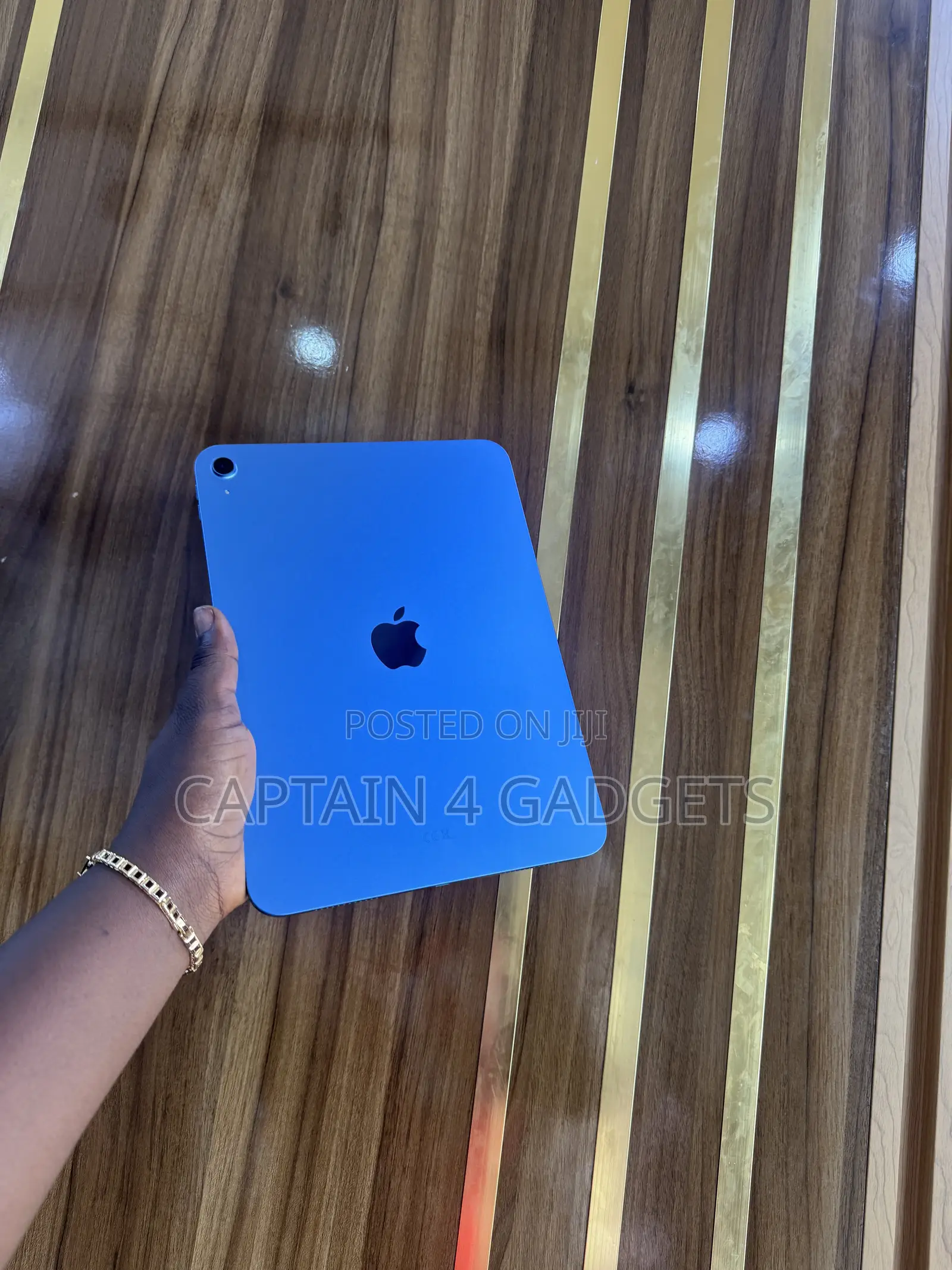 Apple iPad (2025) 128 GB Blue
