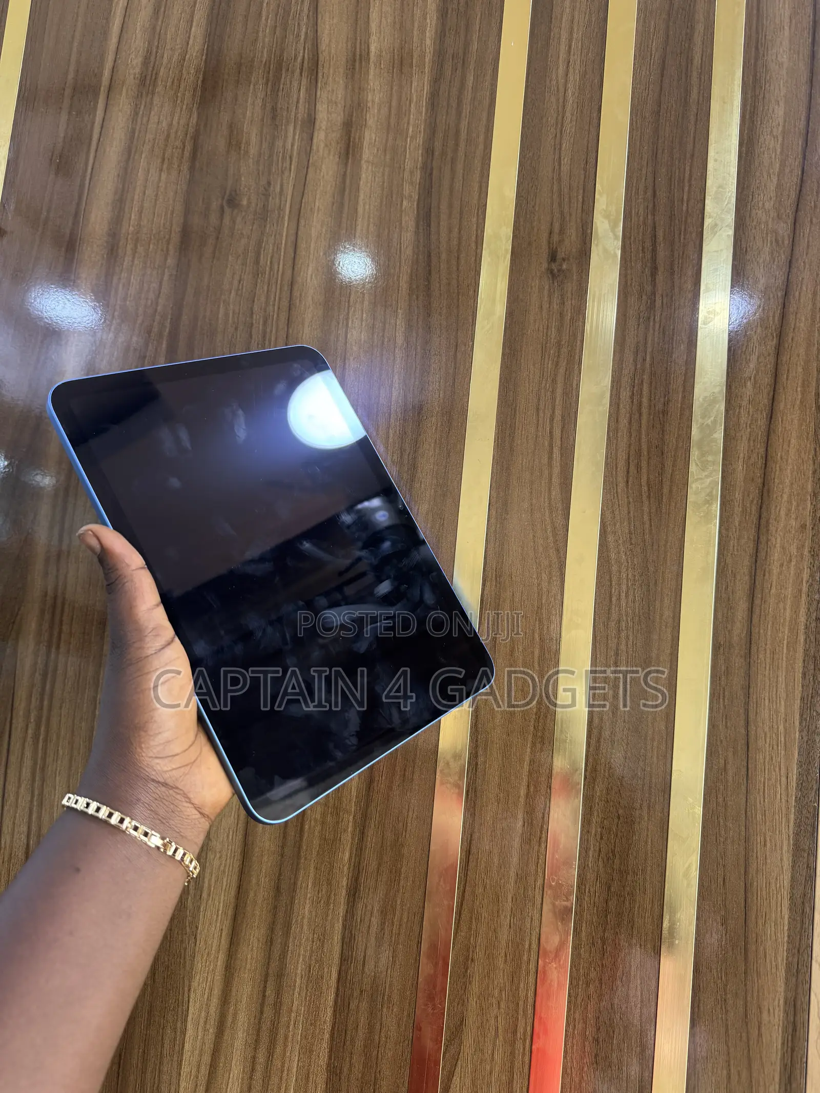 Apple iPad (2025) 128 GB Blue