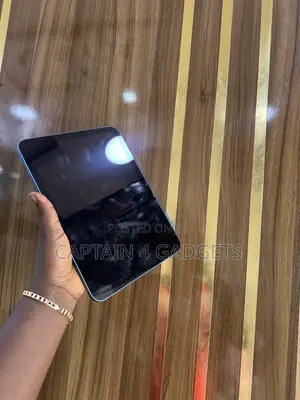 Apple iPad (2025) 128 GB Blue