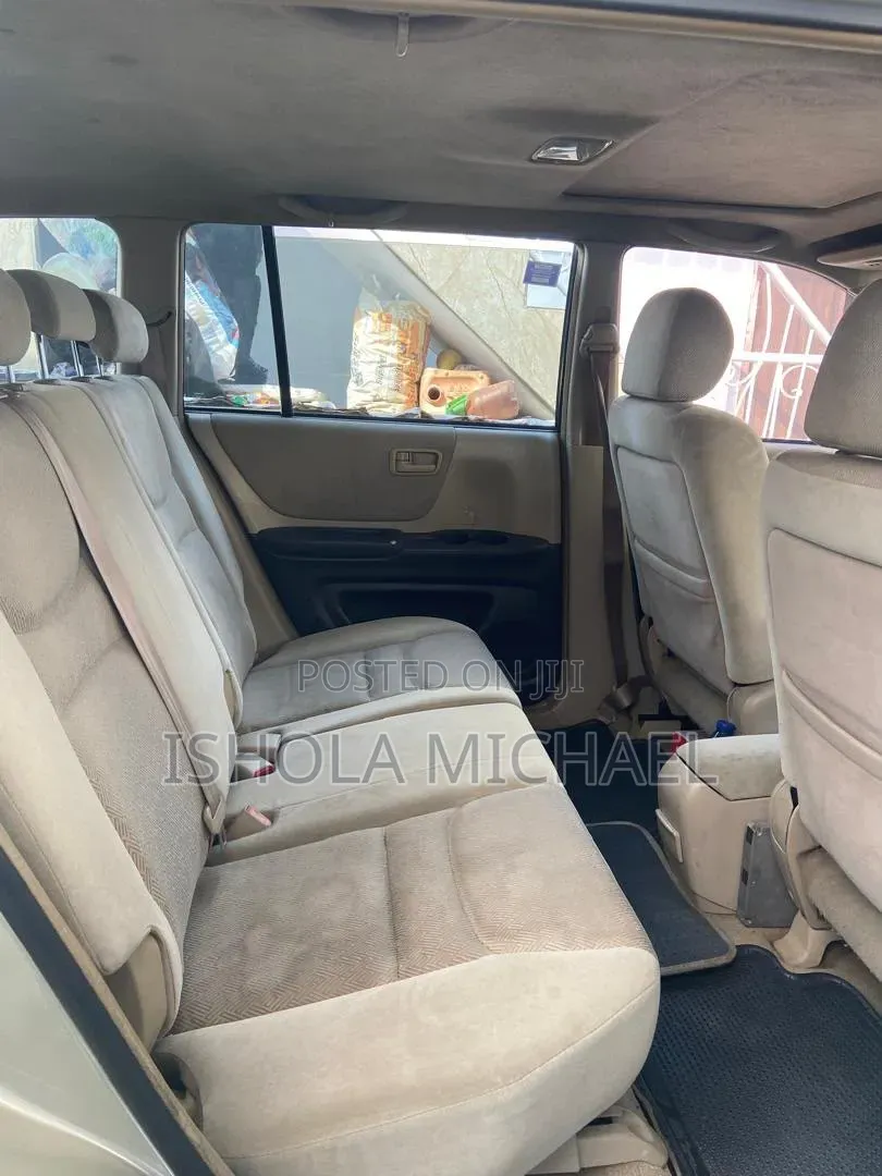 Toyota Highlander 2002 Gold
