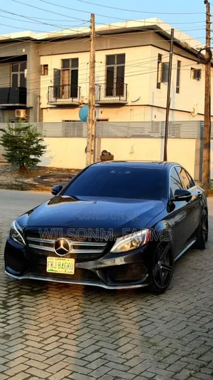 Mercedes-Benz C300 Sport 4dr RWD Sedan (2.0L 4cyl 7A) 2015 Black