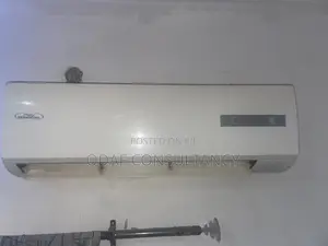 Neatly Used Air Conditioner