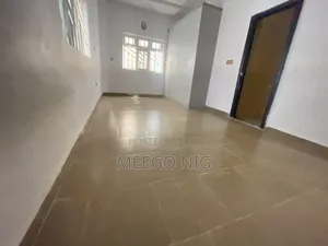 1bdrm Shared Apartment in Van Daniel Estate, Chevron for rent