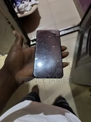 Itel City 200 256 GB Black