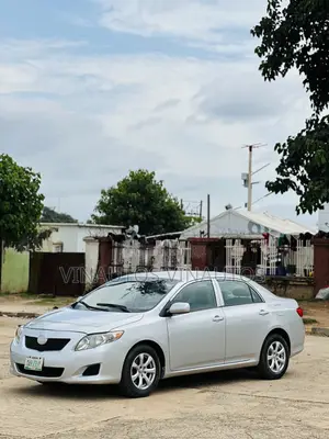 Toyota Corolla 2009 Silver