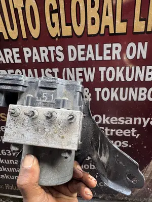 Lexus RX350 2016–2019 ABS Control Module