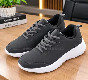 Men’s Lightweight Sneakers – Fully Boxed