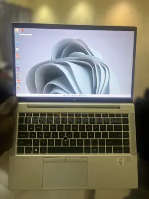 Laptop HP EliteBook 840 G7 8GB Intel Core i7 SSD 128GB