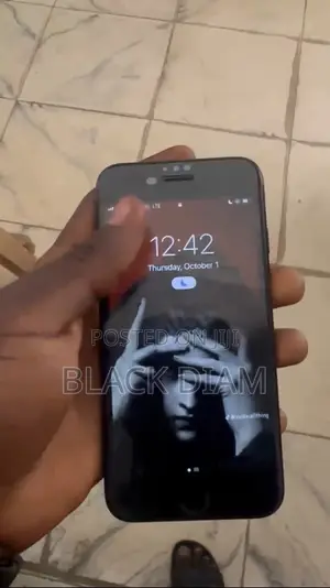 Apple iPhone 7 128 GB Black