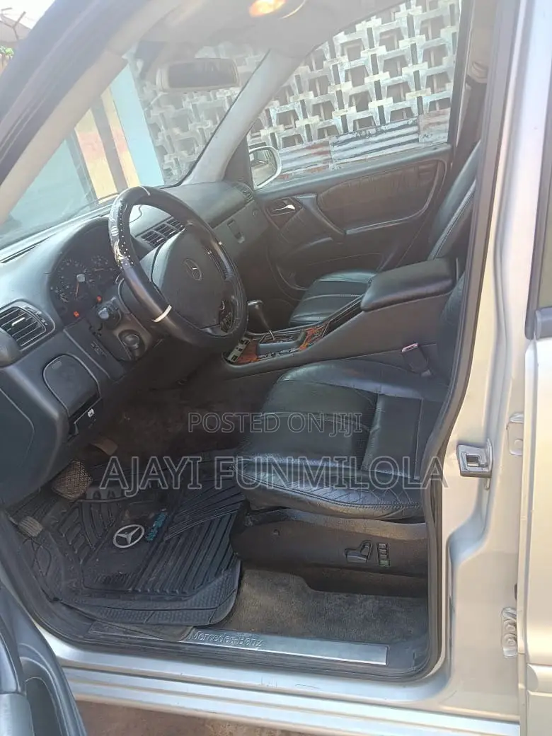 Mercedes-Benz M Class 2005 Silver
