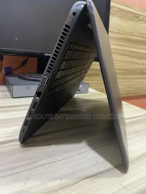Laptop HP 240 G4 8GB Intel Core i5 SSD 128GB