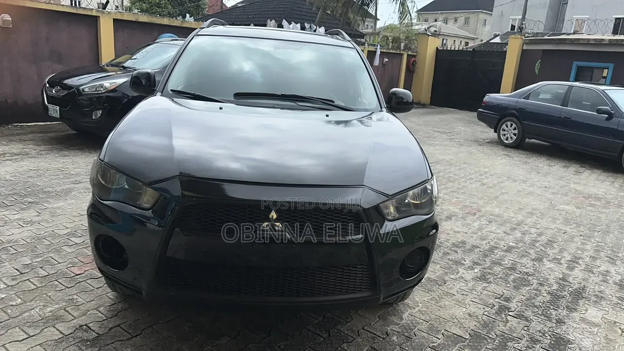 Mitsubishi Outlander 2011 Black