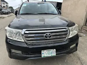 Toyota Land Cruiser 4.5 V8 GXR 2011 Black