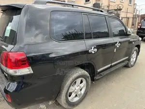 Toyota Land Cruiser 4.5 V8 GXR 2011 Black