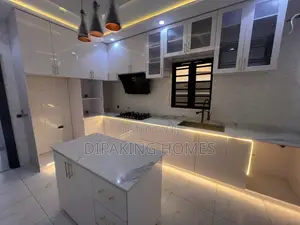 Furnished 5bdrm Duplex in Magodo for sale