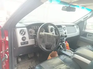Ford F-150 2010 Red