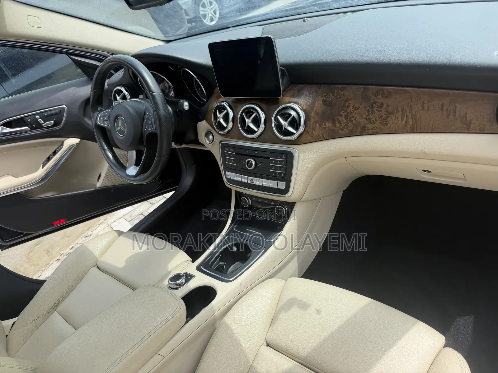 Mercedes-Benz GLA 250 2018 Blue