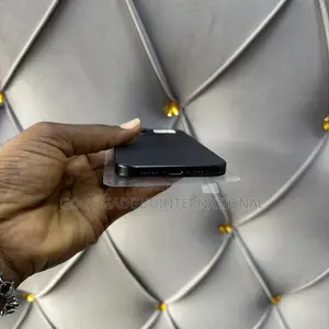 Apple iPhone 15 128 GB Black