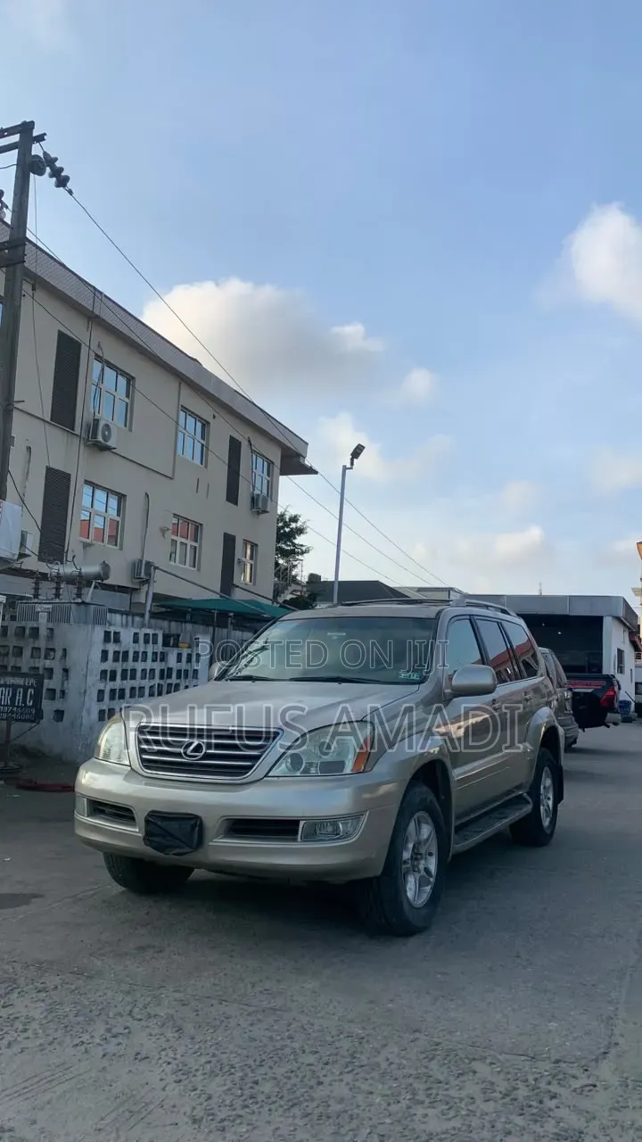 Lexus GX 470 Sport Utility 2005 Gold