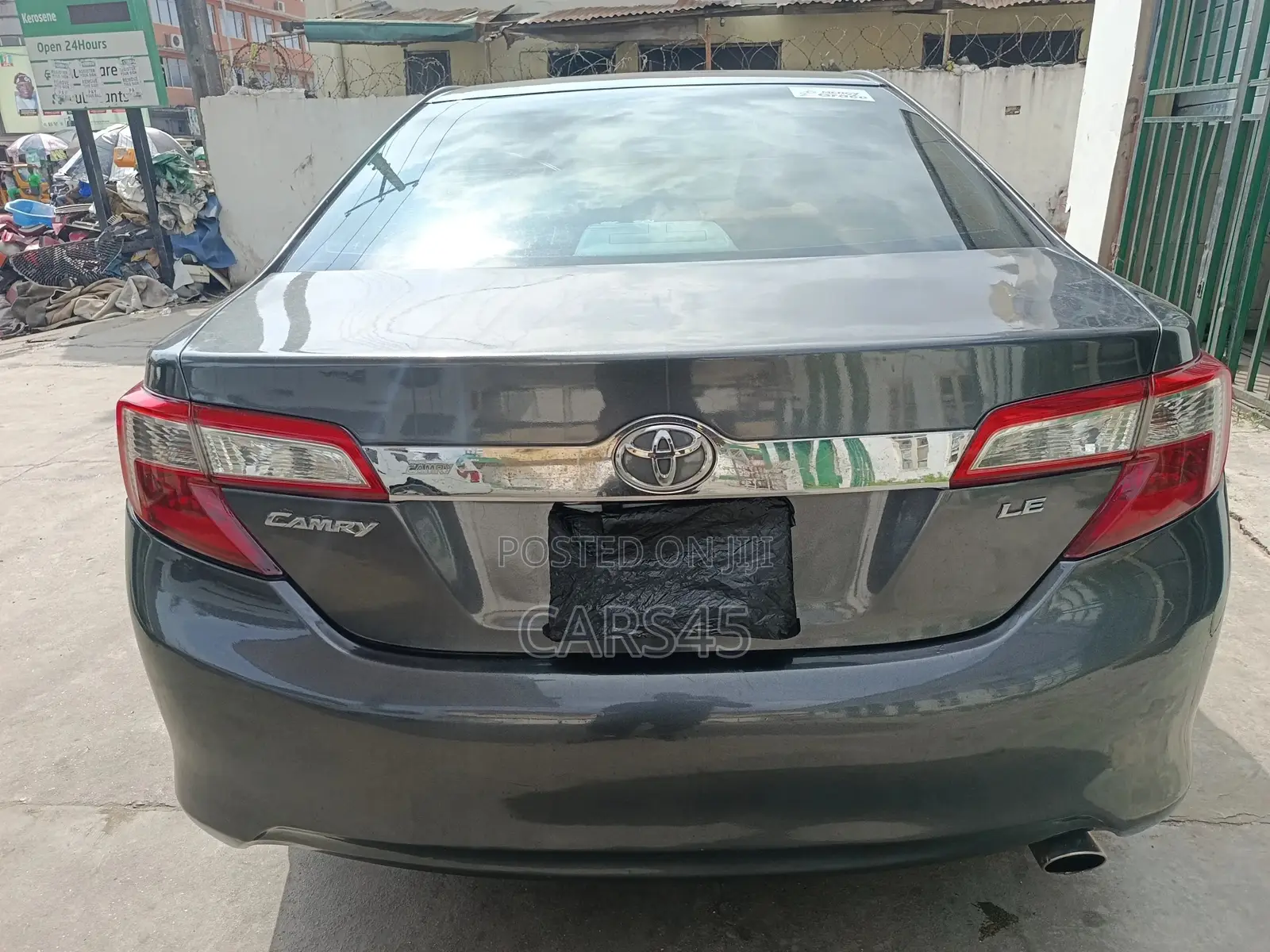 Toyota Camry 2012 Gray