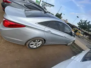 Hyundai Sonata Limited 2.0T Sedan (2.0L 4cyl 6A) 2013 Silver