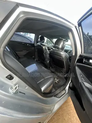 Hyundai Sonata Limited 2.0T Sedan (2.0L 4cyl 6A) 2013 Silver