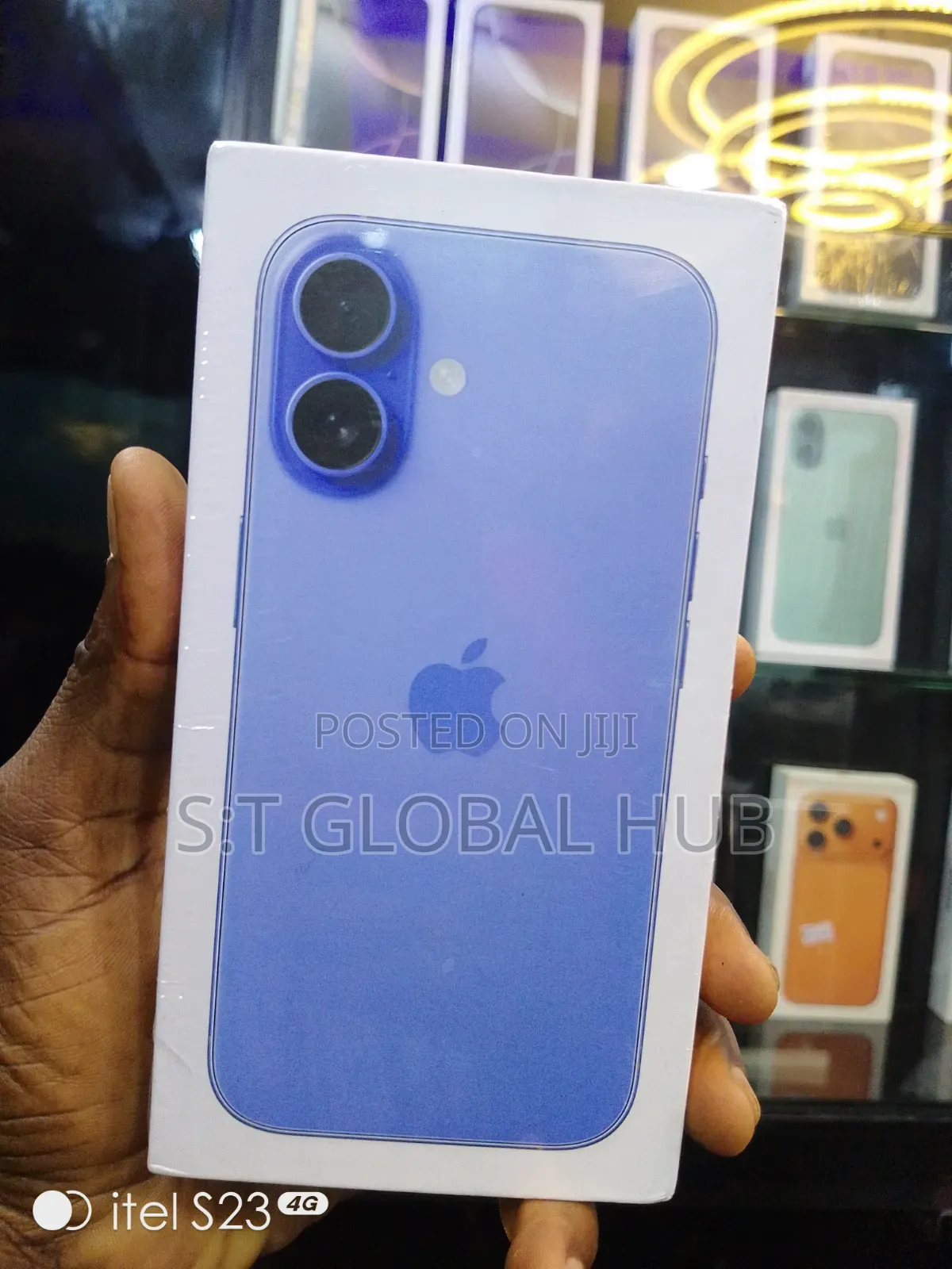 New Apple iPhone 16 256 GB Blue