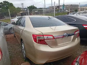 Toyota Camry 2012 Gold