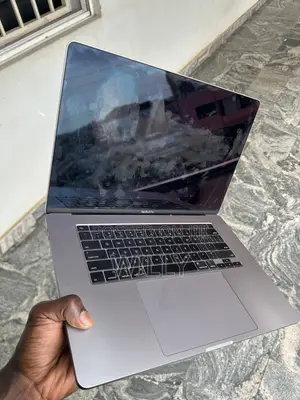 Laptop Apple MacBook Pro 2019 16GB Intel Core i9 SSD 1T
