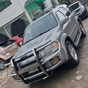 Infiniti QX4 2002 Silver