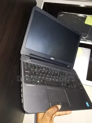 Laptop Dell Latitude 3540 8GB Intel Core i3 SSD 128GB