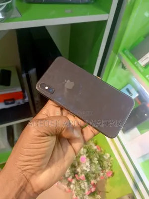 Apple iPhone XS 64 GB Black