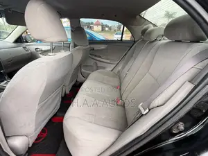 Toyota Corolla 2010 Black